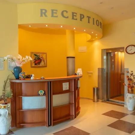 Szálloda Family Mimosa 3*