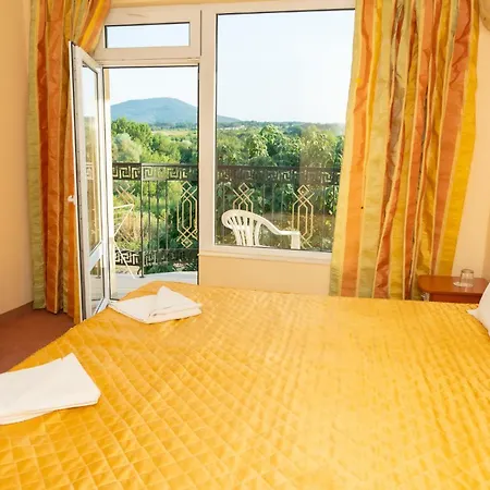 Family Mimosa Hotel Carevo